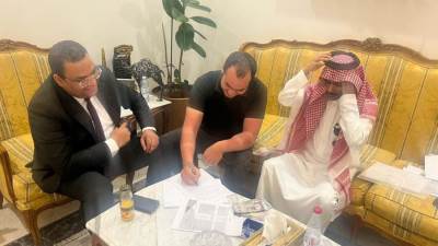   وزير العمل يعلن إنهاء أزمة عمال مصريين مع صاحب عمل سعودي