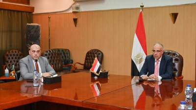  وزير الري يبحث آخر مستجدات إنشاء "مدارس فنية مهنية لتكنولوجيا الري" والرؤية المستقبلية للتوسع