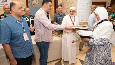 غرفة عمليات بعثة حج الجمعيات الأهلية بالأراضي المقدسة تنهي استعداداتها وتراجع خطة التصعيد إلى عرفات