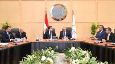 وزير الصناعة والنقل يلتقي وزير التجارة الخارجية والتعاون الإنمائي الدولي السويدي لبحث  تدعيم التعاون المشترك في مجالي النقل والصناعة 