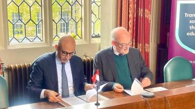 التربية والتعليم تتعاون مع Cambridge University Press & Assessment لتطوير تدريس واكتساب اللغة الإنجليزية