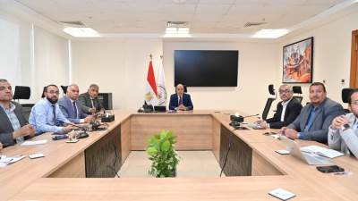  وزير الري يتابع حالة المنظومة المائية بمحافظتى الاسكندرية والبحيرة خلال فترة أقصى الاحتياجات المائية