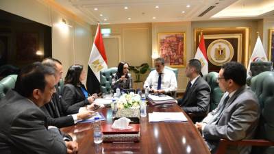 وزير الصحة يناقش مع وزيرة التضامن خطوات تنفيذ تكليفات الرئيس السيسي بزيادة عدد فصول الحضانات