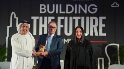 أحمد شلبي يُكرَّم في قمة "بناء المستقبل" لمجلة فوربس تقديرًا لاسهاماته في التنمية المستدامة بالقطاع العقاري