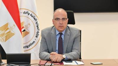 سويلم يبحث نتائج الدراسة البحثية "لتحديد مواقع الآبار الجوفية المخالفة بإستخدام صور الأقمار الصناعية