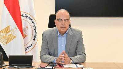 سويلم يتابع حالة المنظومة المائية بمحافظتى بنى سويف والمنيا خلال فترة أقصى الإحتياجات المائية