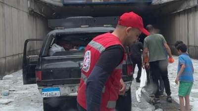 الهلال الأحمر: فرق الاستجابة للسيول تنجح في إنقاذ 34 شخصا في المناطق المتضررة بالإسكندرية