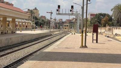 وزير النقل يعلن دخول أبراج الإشارات الرئيسية الخدمة بمحطات الزقازيق والإسماعيلية والفردان غرب