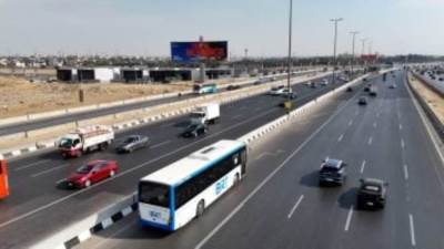 بدء التشغيل التجريبى للأتوبيس الترددى بالركاب من نزلة قليوب لأكاديمية الشرطة