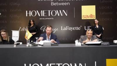 اتفاقية تعاون بين «هوم تاون للتطوير» و«سفلزمصر» لتقديم استشارات الإدارة وتشغيل 4 مشروعات بالعاصمة الإدارية