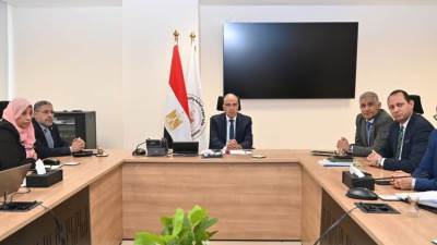 “سويلم” يتابع حالة مجري نهر النيل وفرعيه ومجهودات إزالة التعديات واستلام أراضي طرح النهر