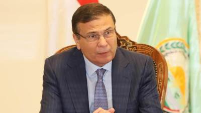 وزير الزراعة يطمئن على حالة مسئول حماية الأراضي بسوهاج بعد الاعتداء عليه خلال حملة إزالة تعديات