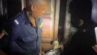 في لفتة إنسانية.. "الحماية المدنية" تستجيب لاستغاثة مسنة محتجزة داخل عقار بالقاهرة