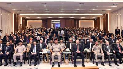 الأكاديمية العسكرية المصرية تحتفل بتخرج الدورة التدريبية الرابعة لأعضاء هيئة الرقابة الإدارية بعد فترة تأهيلهم