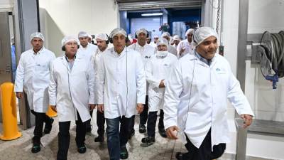 رئيس الوزراء يتفقد مصنع شركة "بيتي" لمنتجات الألبان بالنوبارية