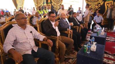  وزير الإسكان يتابع مع محافظ كفر الشيخ  سير العمل بمشروعات مياه الشرب والصرف الصحي بالمبادرة الرئاسية "حياة كريمة" والمحافظة 
