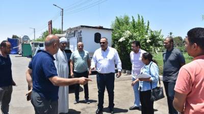 مياه الأقصر تبحث إمكانية توصيل خدمة الصرف الصحي لمنطقة الجولي فيل