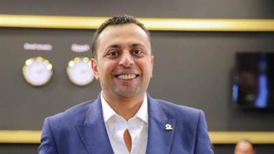 جون لوكا: منطقة الشرق الأوسط تشتعل.. والذهب يعيد تشكيل خريطة الأسواق العالمية والمحلية