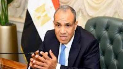 وزير الخارجية يؤكد للجالية المصرية بلندن أهمية المشاركة بالاستحقاقات النيابية