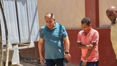 رئيس كهرباء "القناة" يتفقد موزع شمال القصير ومحطات سفاجا للاطمئنان على الشبكة