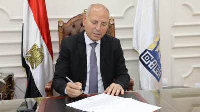 محافظ القاهرة يعتمد نتيجة الفصل الدراسي الثاني لـ الشهادة_الإعدادية بنسبة نجاح 77%