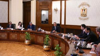 رئيس الوزراء يؤكد دعمه لاستثمارات شركة "حياة" العالمية في ضوء الاهتمام بدعم قطاع السياحة