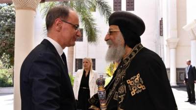 البابا تواضروس يستقبل رئيس وزراء صربيا بالمقر البابوي