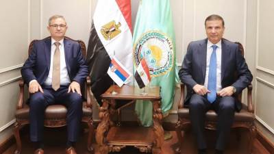 وزير الزراعة يبحث مع نظيره الصربي تعزيز التعاون الزراعي والأمن الغذائي في البلدين