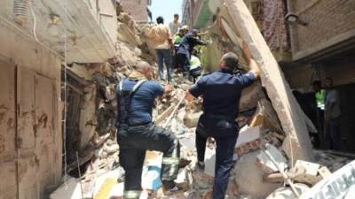 استخراج طفلة على قيد الحياة من أسفل عقار حدائق القبة المنهار بعد 7 ساعات بحث