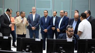 رئيس الوزراء يتابع من مركز التحكم في الشبكة القومية للغاز الطبيعي جاهزية الشبكة وتأمين الإمدادات