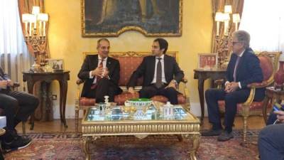 وزير الاتصالات يبحث مع مسئولى كبرى الشركات التكنولوجية العالمية فرص التوسع في استثماراتها