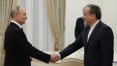 وزير الخارجية الإيراني يصل إلى موسكو لإجراء مشاورات مع الرئيس الروسي