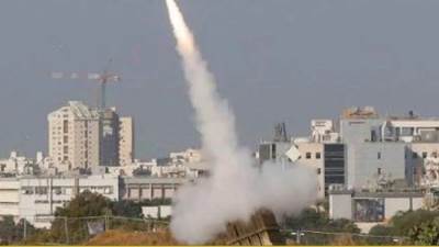 نواب الكنيست يهرعون إلى الملاجئ بعد إطلاق صافرات الإنذار إثر هجوم صاروخي إيراني