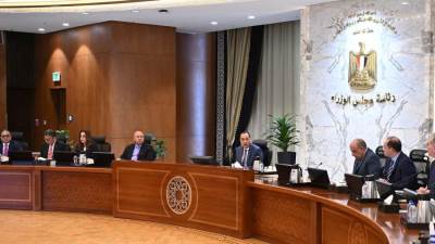 رئيس الوزراء يترأس اجتماع "لجنة الأزمات" لمتابعة تداعيات العمليات العسكرية الإيرانية ـ الإسرائيلية