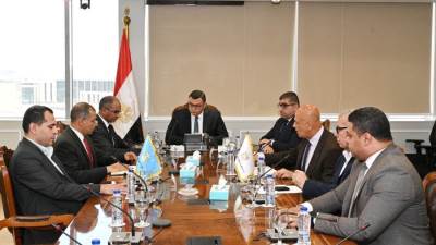 وزير الإسكان يتابع موقف منظومة الصرف الصحي بمدن شرق القاهرة والمستهدف تنفيذه حتى 2030