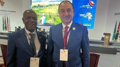 وزير قطاع الأعمال العام يلتقي نائبة رئيس أنجولا وعددًا من الوزراء الأفارقة لبحث تعزيز التعاون المشترك