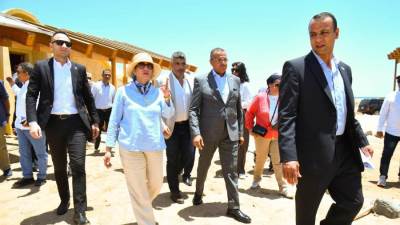 وزيرة البيئة تؤكد أن الجميع شركاء في الحفاظ على موارد مصر الطبيعية والتوسع في السياحة البيئية