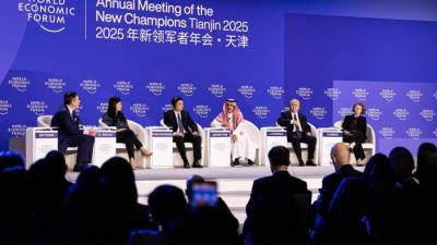 وزيرة التخطيط: التحول نحو الطاقة النظيفة يُعزز العمل المناخي ويزيد الاستثمار الأجنبي المباشر 