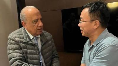 وزير الكهرباء يبحث مع شركة سانجرو "SUNGROW" الصينية إنشاء مصنع لبطاريات تخزين الطاقة والأنظمة الكهربائية في مصر