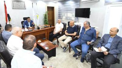 وزير الإسكان يعقد اجتماعا لمتابعة مشروعات مركز مارينا العلمين السياحي