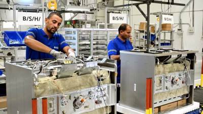 رئيس الوزراء يفتتح مصنعًا للأجهزة المنزلية ومستودعًا ضخمًا لإحدى شركات التجارة الإلكترونية الرائدة في أفريقيا