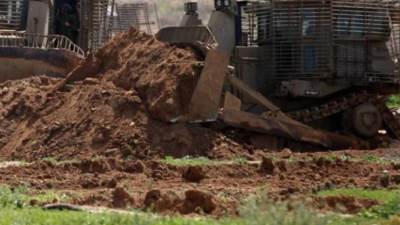 "لوموند": إسرائيل تدمر الزراعة في غزة وسط تفاقم المجاعة في القطاع