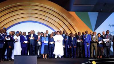 "أفريكسيم بنك": إطلاق أول بطاقة دفع موحدة في إفريقيا لتعزيز السيادة المالية والتكامل الاقتصادي