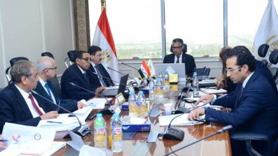 وزير التموين يتابع انتظام منظومة الطحن وتطوير شركات المطاحن لدعم الأمن الغذائي