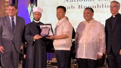 وزير الأوقاف يشارك في الاحتفال باليوم الوطني المصري في الفلبين ويُكرّم عددًا من كبار المسئولين الفلبينيين