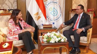 رئيس الرعاية الصحية يبحث مع مؤسسة فولبرايت مصر آفاق التعاون في تبادل الخبرات التعليمية