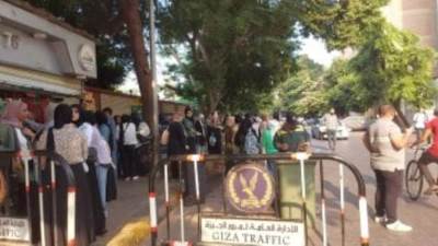 طلاب العلمى بالثانوية العامة يبدأون امتحان الكيمياء والجغرافيا للأدبى