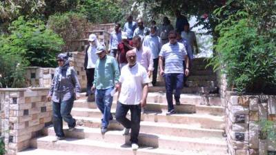 وزير الإسكان يُصدر 17 قرار إزالة لمخالفات بناء وتعديات بعدة مناطق بمدينة السادات