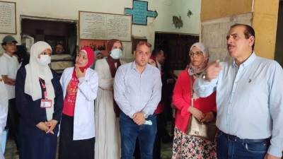 نائب وزير الصحة يتفقد مستشفى حلوان العام ومركز أطلس ويوصي بإجراءات عاجلة لتقليل زمن انتظار المواطنين