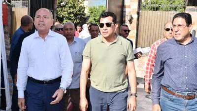 وزير الرياضة ومحافظ القاهرة يتفقدان المركز الرياضي بشبرا